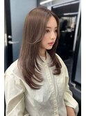 ベージュ　レイヤーカット 【韓国ヘア 大阪 梅田】