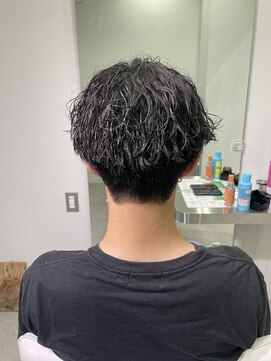 イリ(iLi) 【iLi ×HIRAI】メンズパーマ《立川美容室》