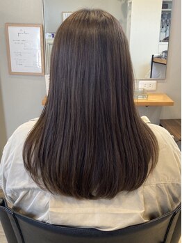 パインツリー(pine tree)の写真/《大人のヘアカラーはもっと自由に》楽しむグレイカラーをPine　Treeで◎貴女をもっときれいな女性に