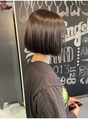 暗髪BOBスタイル