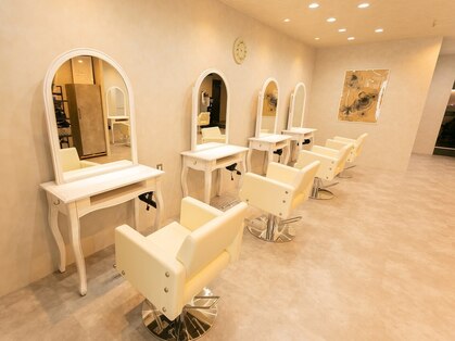アグ ヘアー ソア 清水商店街店(Agu hair soa)の写真