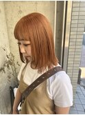 柔らかオレンジベージュ　ワイドバング／ハイトーンカラー