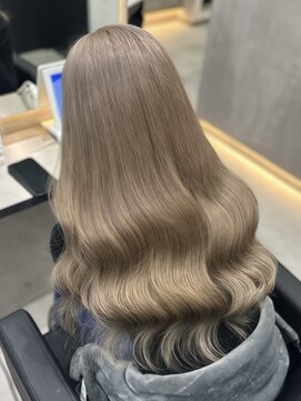 ラピス 福岡天神店(Lapis) ホワイトミルクティーグレージュブラウンベージュ