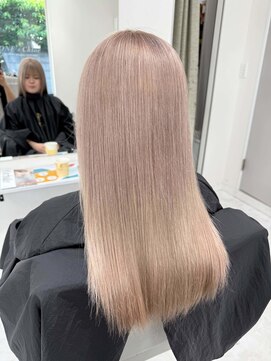 ワンズクロエ 原宿店(ONE's Chloe) くびれヘアアプリコットオレンジハイライトカラーくすみベージュ