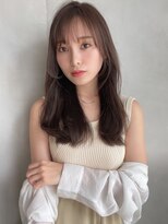 オモチャ(OMOCHA)&nbsp;ナチュラルレイヤーで軽やかロングスタイル