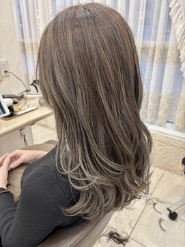 チル(Chill) ハイライト×ベージュ