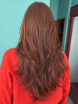 モルト 麻生(molt) 海外　韓国風　ハイレイヤーカット　ブラウン