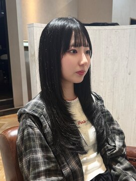 カモン(CAMON) ♯レイヤーカット　♯ロングレイヤー　♯暗髪カラー