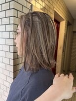 ツイッグ バイ ヤード(twig by YARD.)&nbsp;ハイライトでつくる白髪ぼかしデザイン◎