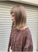 ミルクティーベージュ