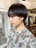 マッシュショートヘア丸みショートボブ20代30代表参道