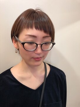 クレ(cle) 個性派ショートボブ