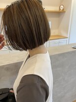 ミラ(mira)&nbsp;【mira】ボブ × 透明感カラー