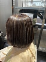 ニューヨークニューヨーク 阪急西宮北口店(NYNY) 白髪ぼかしハイライト【ベース暗め、ハイライト細め】