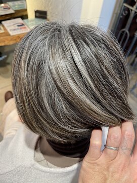 アールハーツ 峰店(R-HEARTS) 【R-HEARTSmine】白髪ぼかしカラーはお任せください