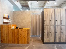 メリウス(melius)の雰囲気（エレベーターで2階降りたらすぐ店内！鍵付ロッカーへお荷物を！）