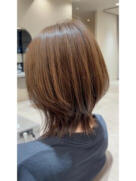 タヤ ひばりが丘店(TAYA) 外ハネレイヤー/アッシュベージュ