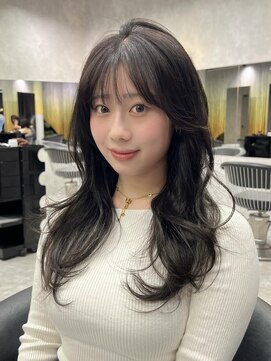 シティ(CITY) 韓国ヘア ハッシュカット 顔周りカット