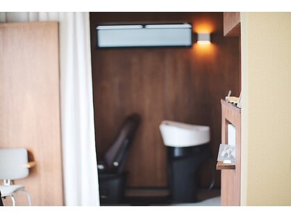 ノウ アノォ オーウェイ(nowo a no/oway)の写真