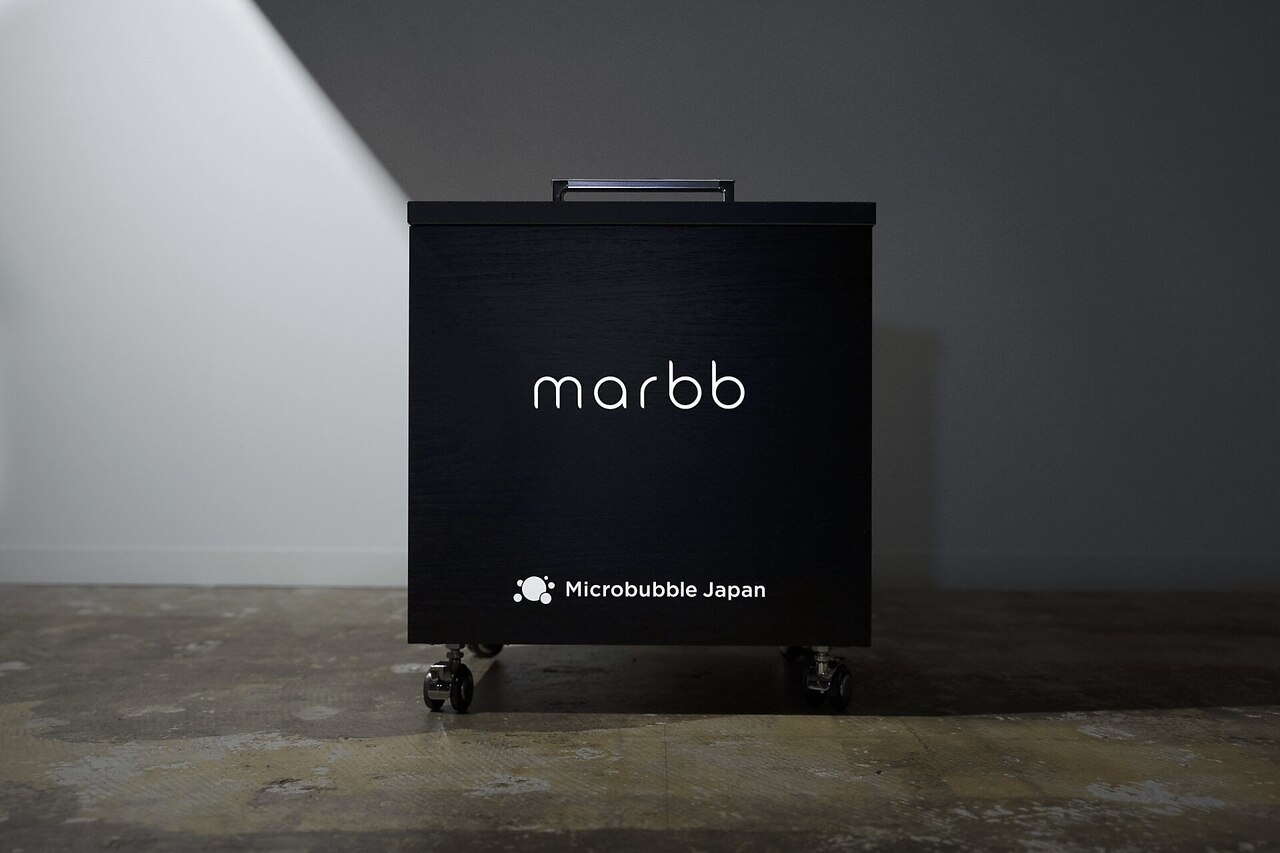 カット+マイクロナノバブル【MArbb】シャンプー付き￥4500