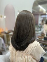 シーテ(Ciete)&nbsp;【minami】自然に馴染むオリーブベージュ