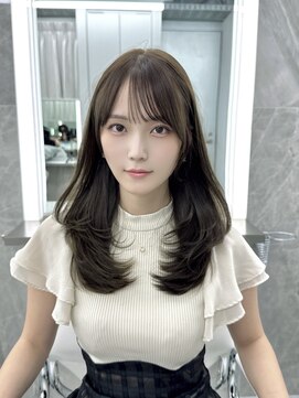 マウル ナゴヤ 名駅(MAEUL NAGOYA) 似合わせカット　ミディアムレイヤーカット　大人ガーリー