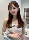 顔周りレイヤーカットロングレイヤーベージュカラー