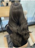 赤み除去カラー＊オリーブグレージュ×レイヤーカット◯伊藤