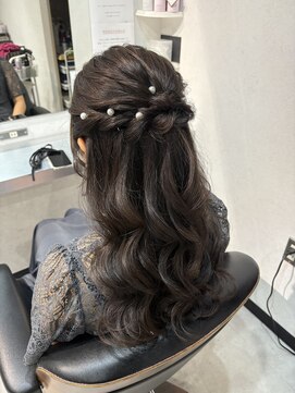 トゥエンティ ファイブ(TWENTY FIVE) ハーフアップ/網島