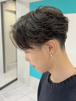 ヘアーアトリエ ラフェル(hair atelier Rafel) フェザーパーマ センターパート