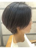 ショートボブ