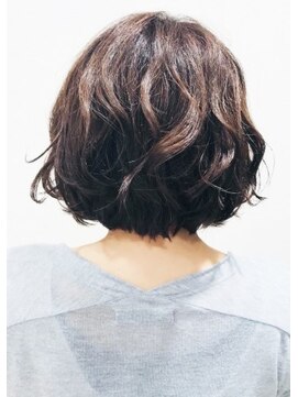 クアトログランシュ ひたちなか店(QUATRO×GranCieux) ★QUATRO★大人かわいいカールボブ