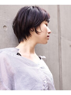 ゼン(ZEEN) 『ZEEN』ウェットな収まりショート