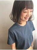 重ためボブの透明感オリーブカラー