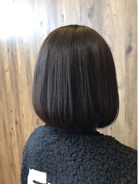 アムール(amour) ミディアムボブ