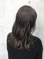 ネイヴィル オモテサンドウ(navile omotesando) 【yuka】ブリーチなしアッシュグレー20代30代40代