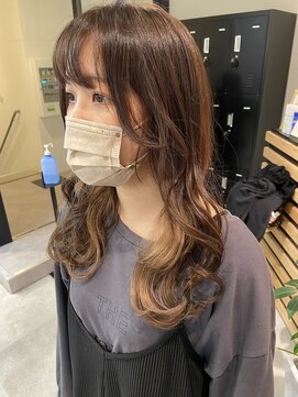 アイリー 名古屋(A/LEE) インナーカラー×ミルクティーベージュ