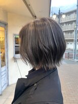 エイミーバイアフロート(amie  by afloat)&nbsp;＊ "クールな雰囲気" ボブの暗髪ハイライト