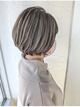 ムーンジェジェ(moon jeje) グレージュハイライト×ボブ★藤原