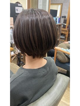 ヘアサロンラルガ 下曽根店(Hair salon Raruga) ショートボブ
