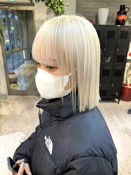 ヲタク(wotaku.) ブロンド/抜きっぱなし/ハイトーン/ボブ/ケアブリーチ/ホワイト