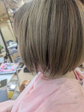 ジョイフル(JOYFUL) 高発色ハイトーンカラースタイル★ 【髪質改善】