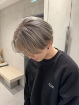 ヘアスペース リズム グリーン(Hair space Rizm green)&nbsp;ホワイトベージュ
