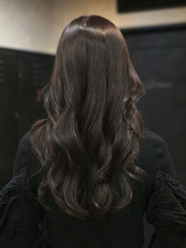 アーカイブ(Archive)の写真/空気感たっぷりのやわらかいふわっとしたパーマで愛されヘアへ。最旬パーマスタイルは”Archive”で