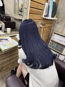 ヘアカロン 熊本本店(Hair CALON) シルバーに落ちる青紫