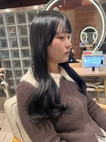 ヘアーアンドメイク ビス(HAIR&MAKE bis)&nbsp;ブリーチなしでほんのりネイビーブラック【立川/沙久楽】