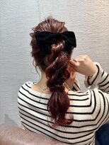 スーリール 博多店(Sourire)&nbsp;赤髪のカジュアルアレンジ