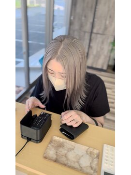 シュパーブ オリゾン(SUPERBE horizon) ハイトーン/ブリーチ/ホワイトシルバー/シルバー/ホワイト