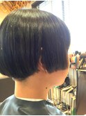 ショートボブ