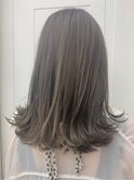 濡れ髪　切りっぱなし　オリーブカラー　セミウェットウェーブ